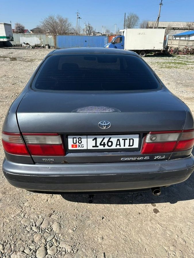 Toyota Carina E