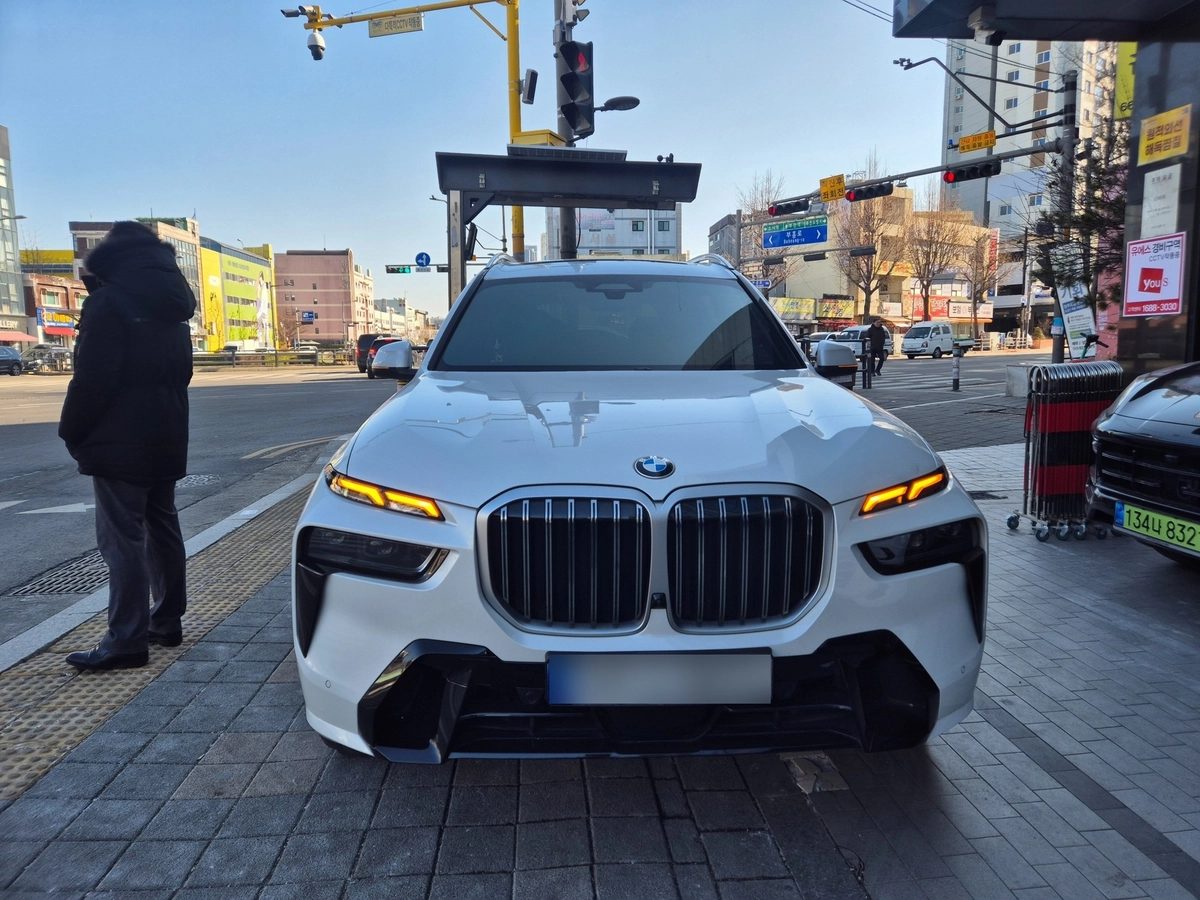 BMW X7 I (G07) Рестайлинг 2023