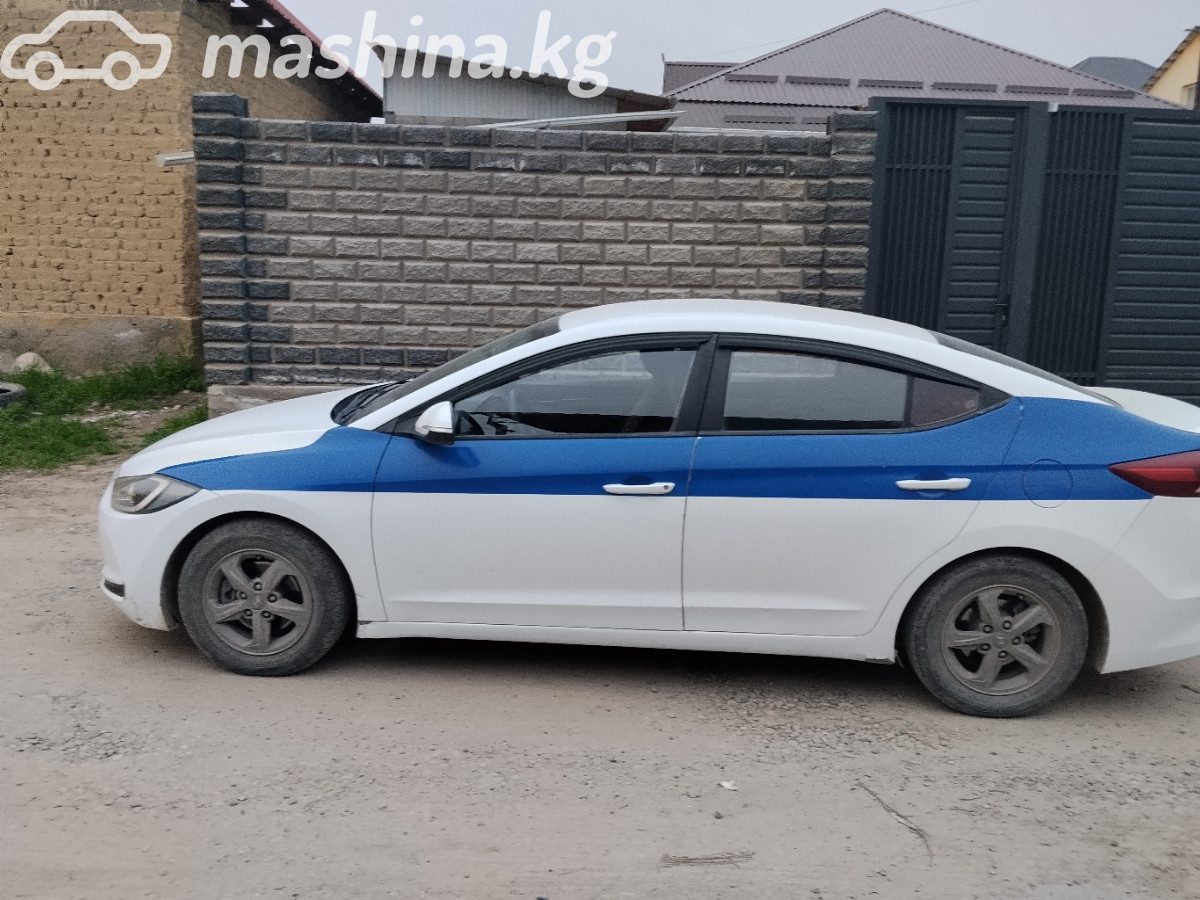 Hyundai Avante VI