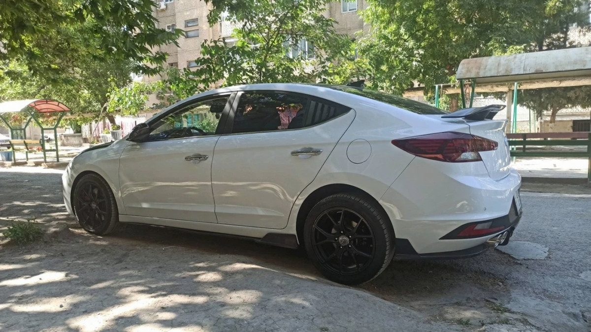 Hyundai Avante VI Рестайлинг 2019