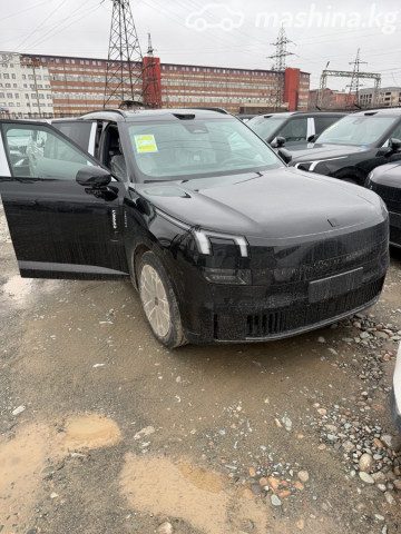 Lynk &amp; Co 900