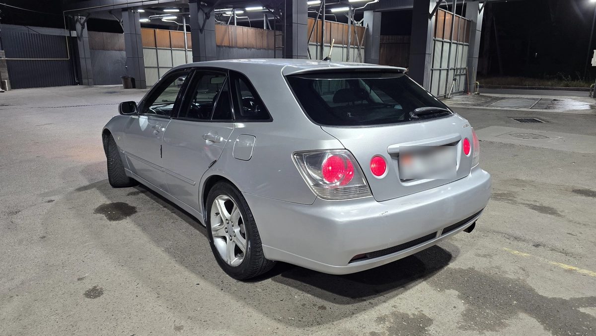 Toyota Altezza 2003