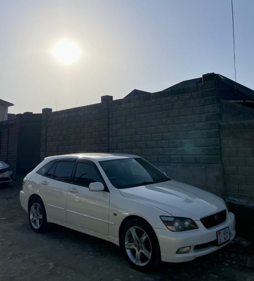 Toyota Altezza