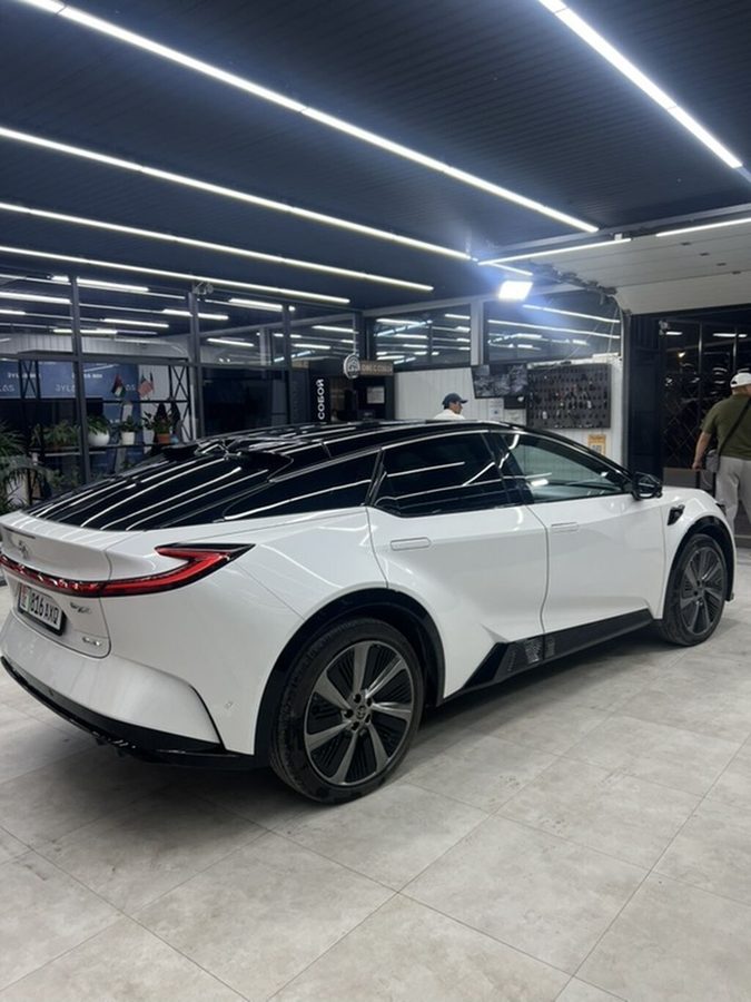 Toyota bZ5