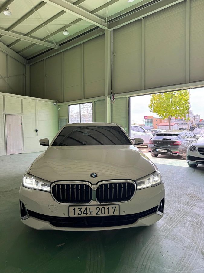 BMW 5 серии VII (G30/G31) Рестайлинг 2020
