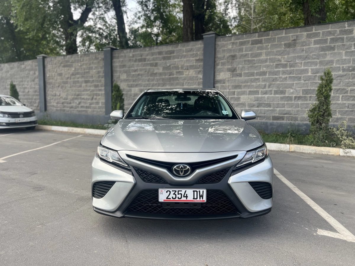 Toyota Camry VIII (XV70) 2020