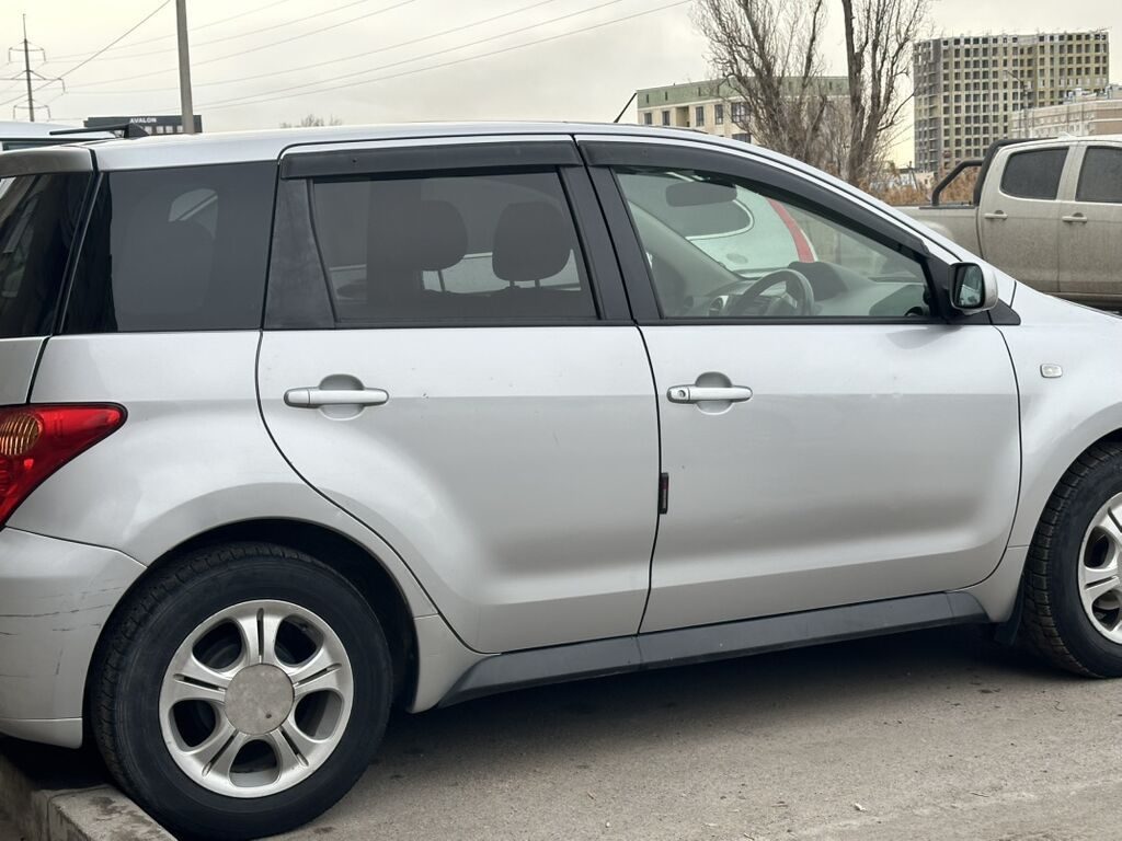 Toyota Ist