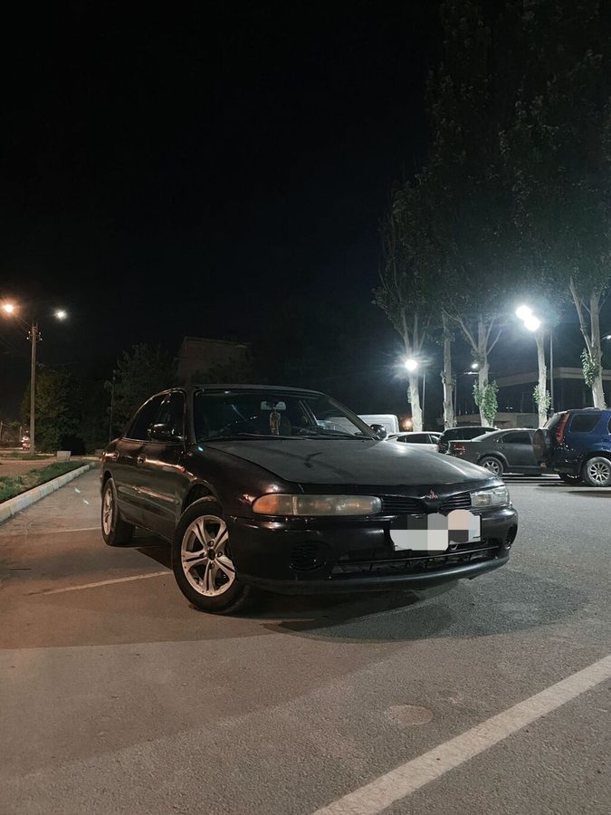 Mitsubishi Galant