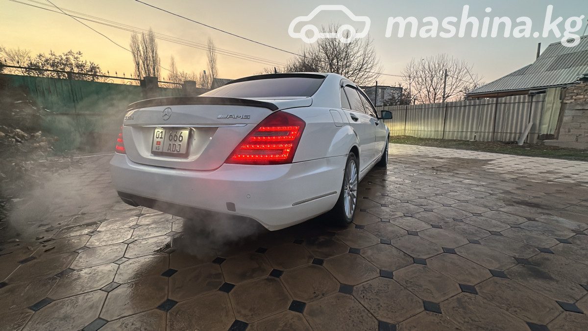 Mercedes-Benz S-Класс V (W221)