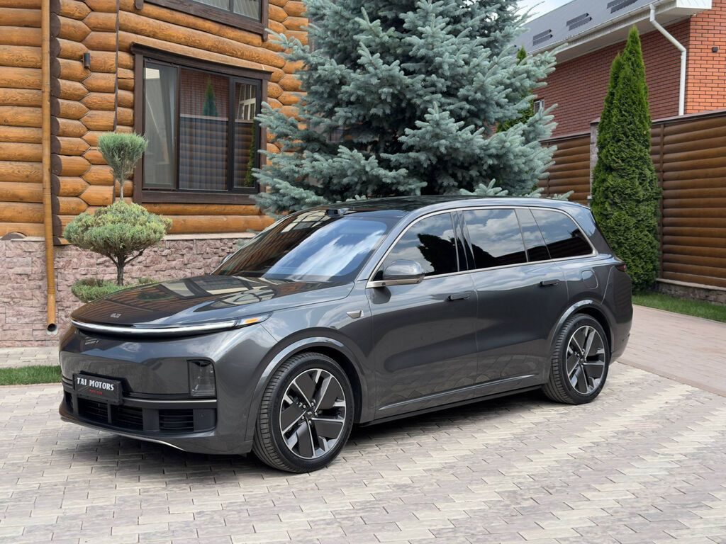 Lixiang L9