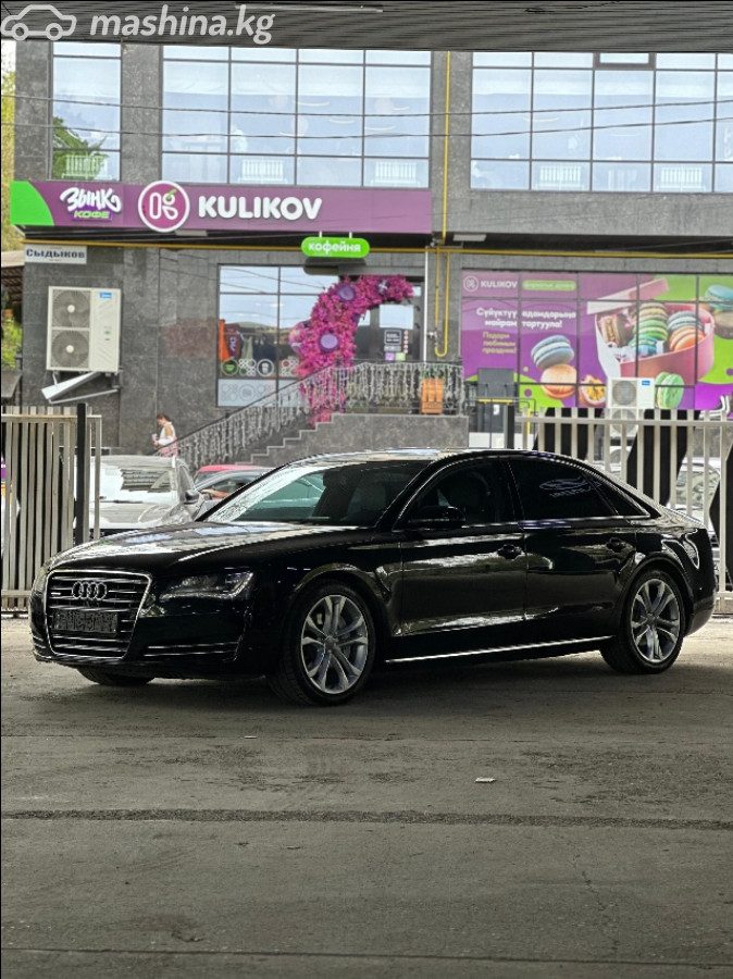 Audi A8 III (D4)