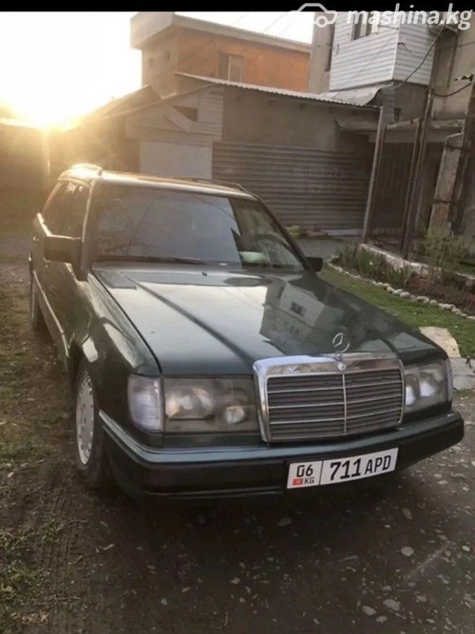 Mercedes-Benz W124