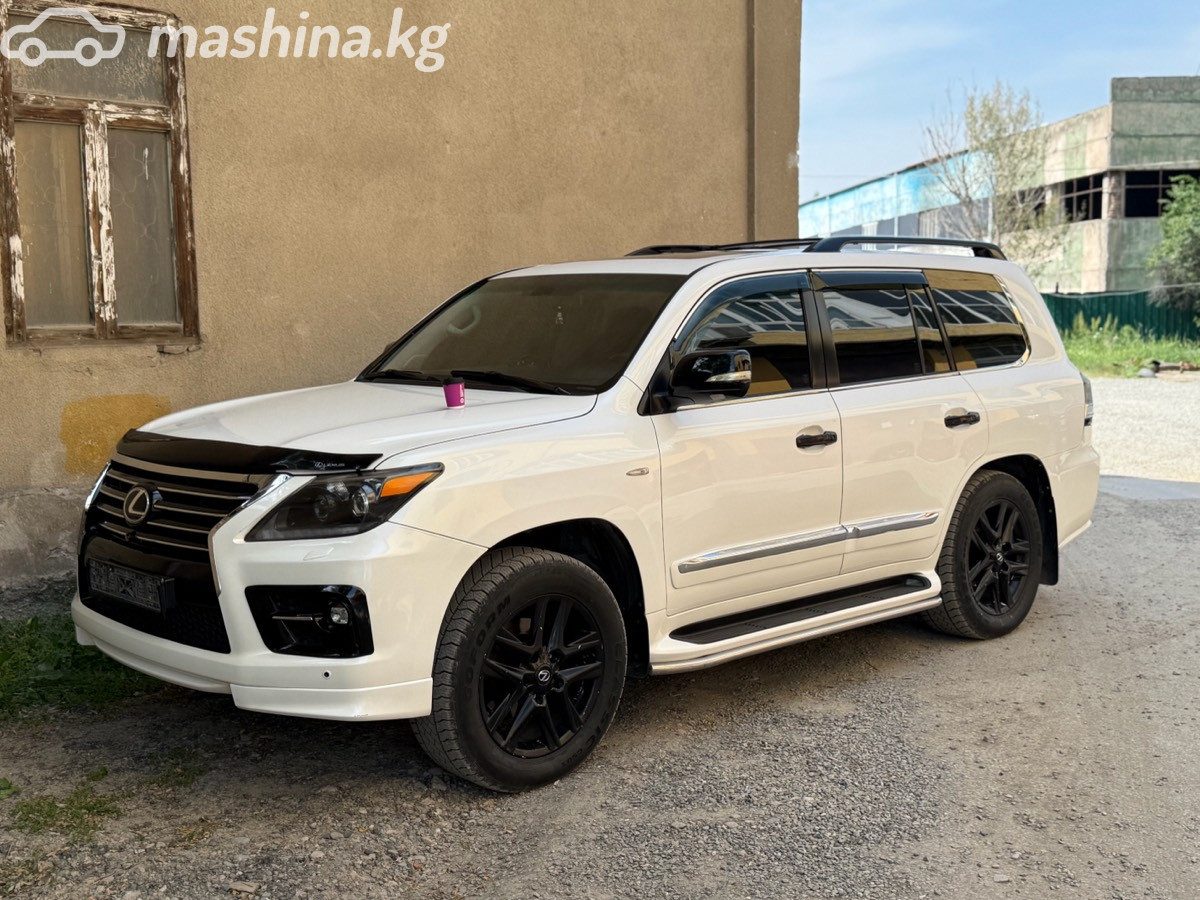 Lexus LX III