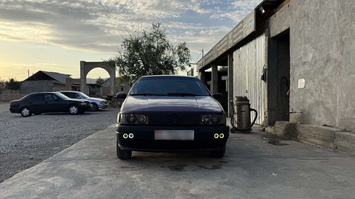 Volkswagen Passat B3 1989