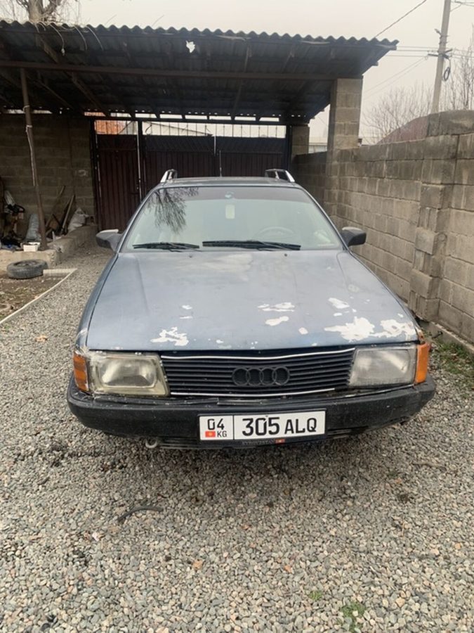 Audi 100