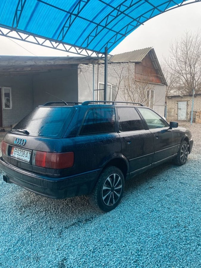 Audi 80