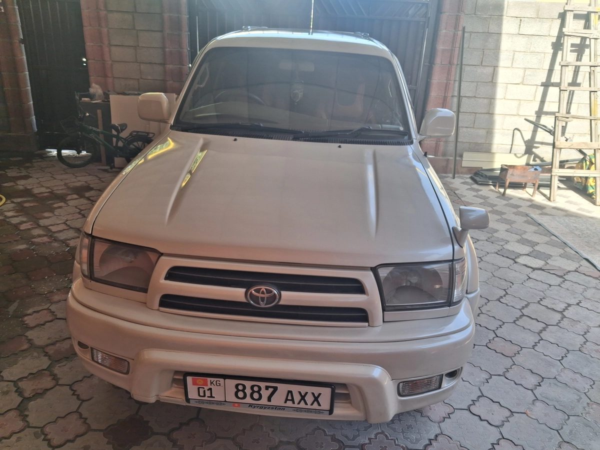 Toyota Hilux Surf III Рестайлинг 2000