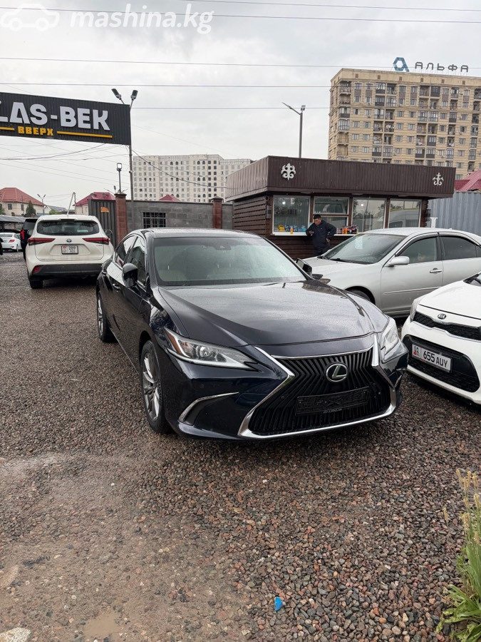Lexus ES
