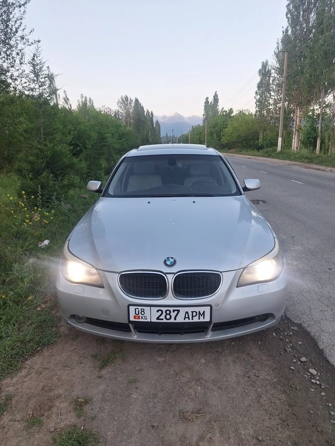 BMW 5 серии V (E60/E61) 2004