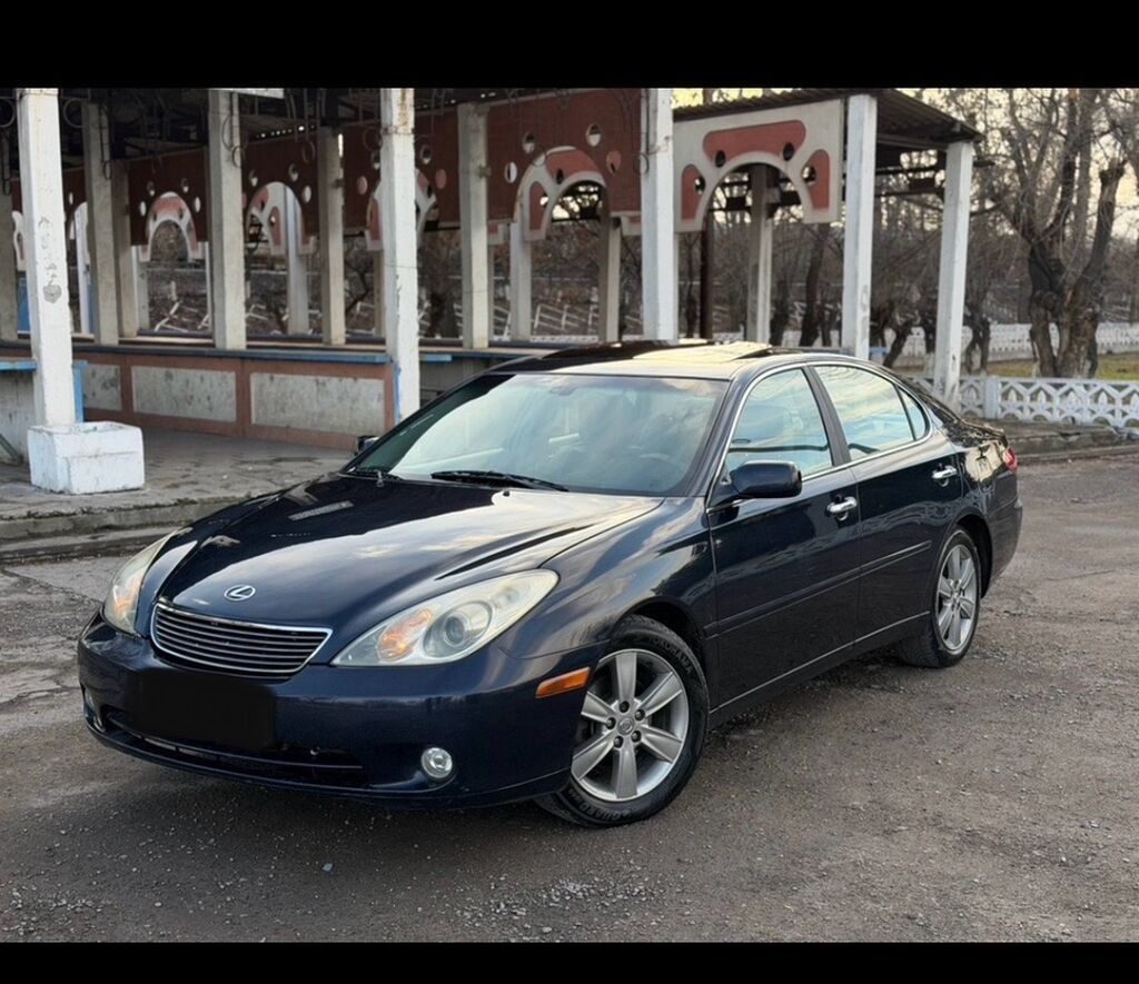 Lexus ES