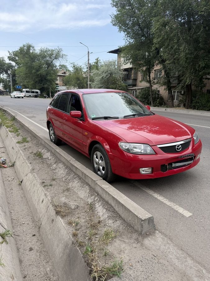 Mazda 323