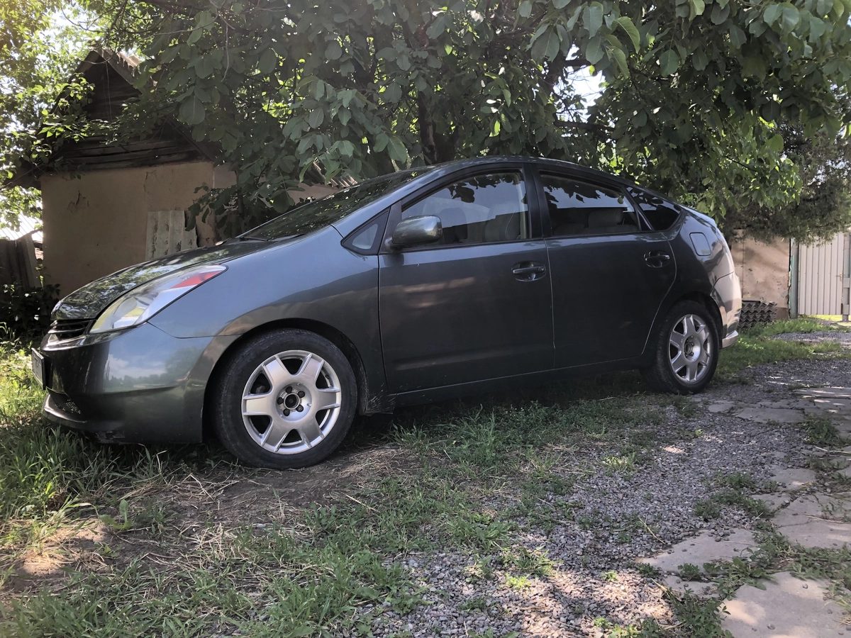 Toyota Prius II (XW20) 2005