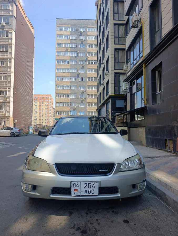 Toyota Altezza 2003