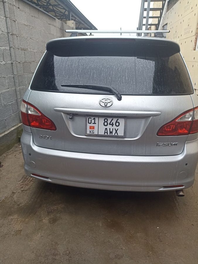 Toyota Ipsum