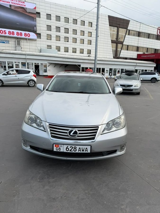 Lexus ES