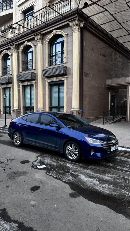 Hyundai Elantra