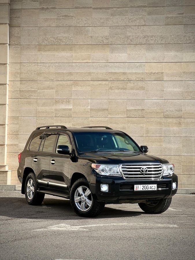 Toyota Land Cruiser