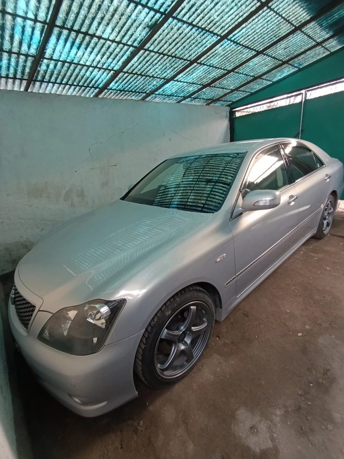Toyota Crown XII (S180) 2007