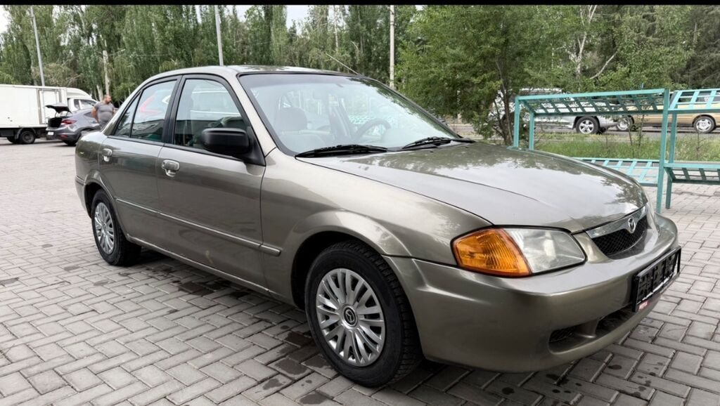 Mazda Protege