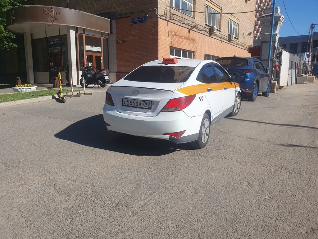 Hyundai Solaris