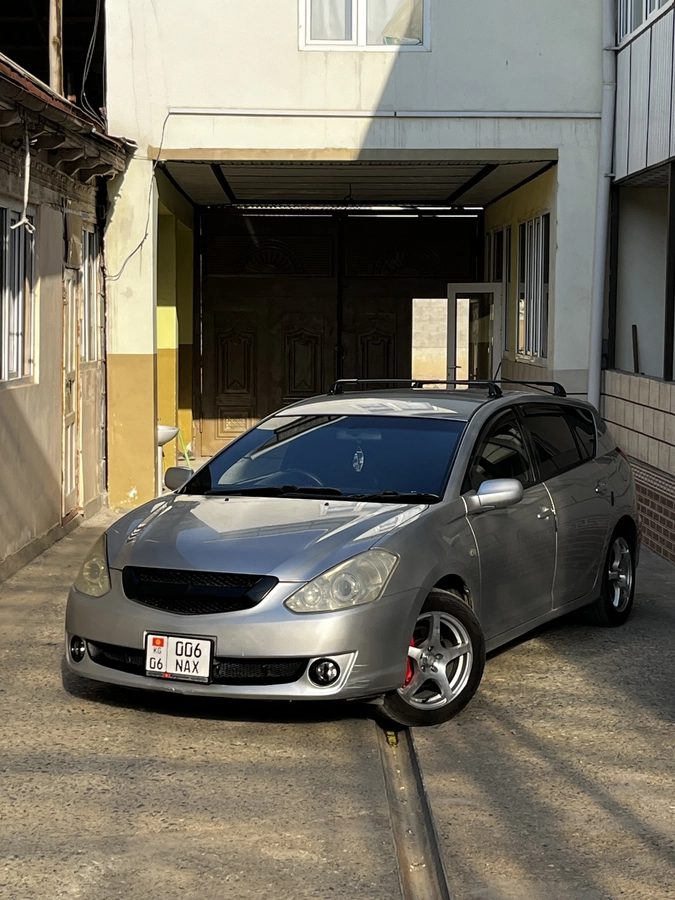 Toyota Caldina III 2004