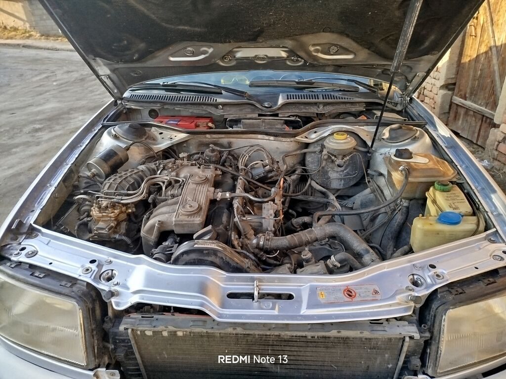 Audi 100