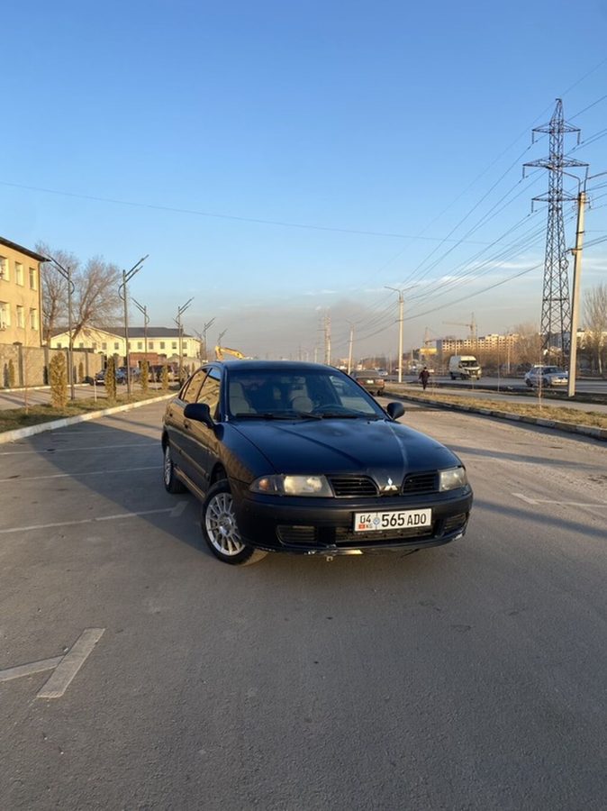 Mitsubishi Carisma