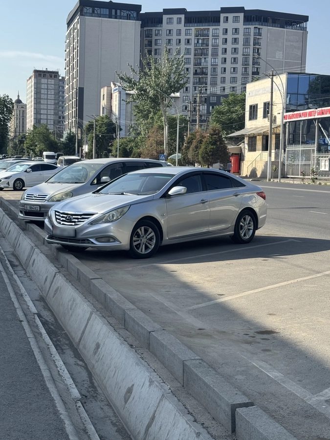 Hyundai Sonata VI (YF) 2010