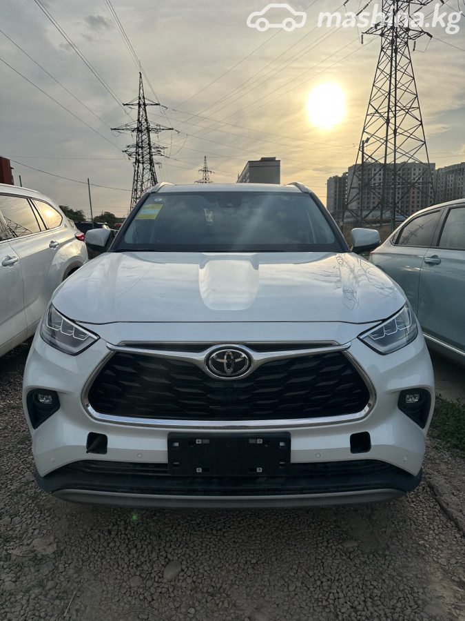 Toyota Highlander IV (U70)
