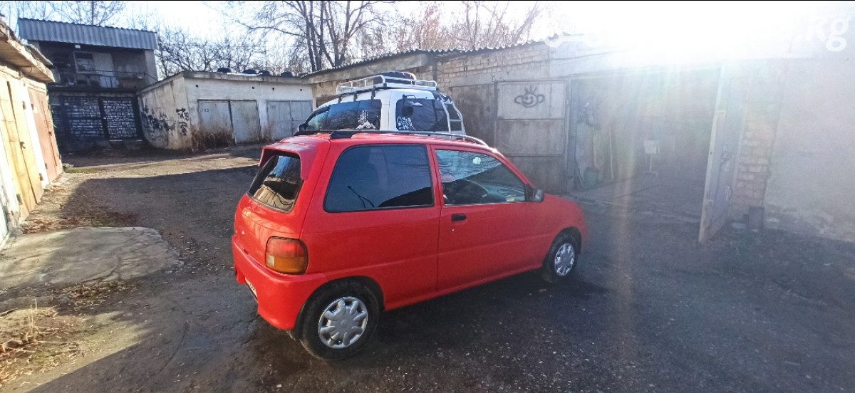 Daihatsu Cuore IV (L500)