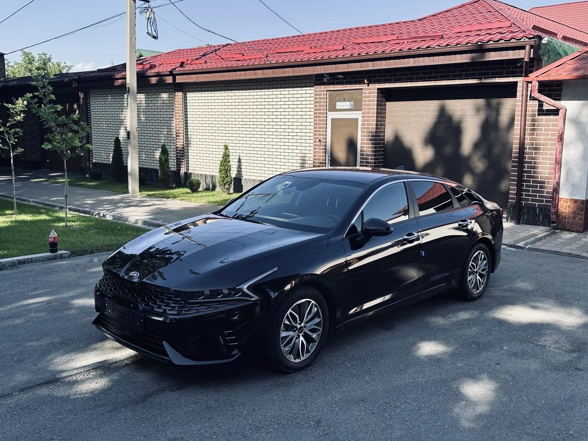 Kia K5 III 2021