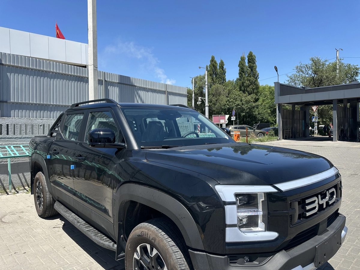 BYD Shark 2026