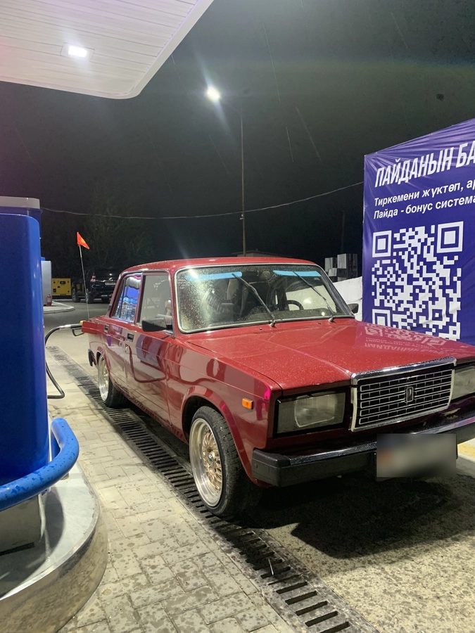 ВАЗ (Lada) 2107 21074-20 1.6 MT