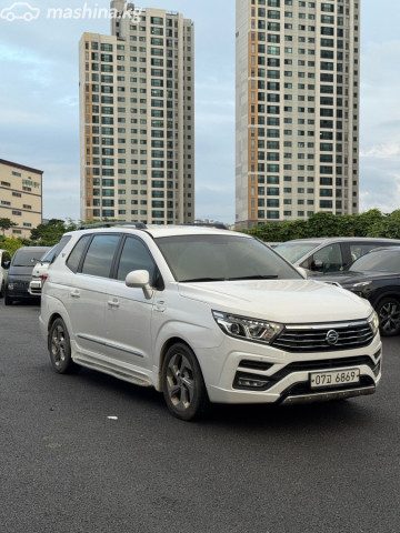 SsangYong Korando Turismo