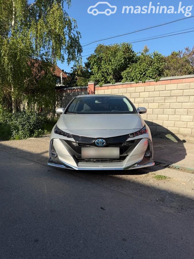 Toyota Prius IV (XW50)