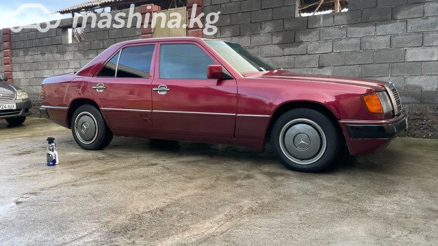 Mercedes-Benz W124