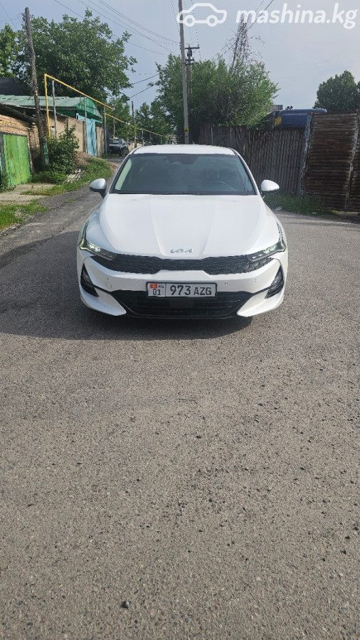Kia K5 III