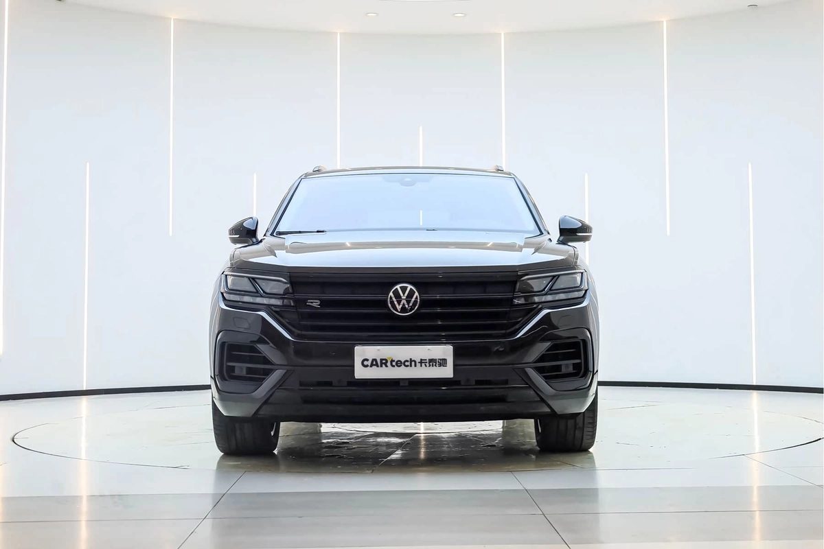 Volkswagen Touareg III 2021