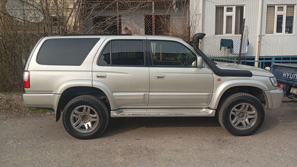 Toyota Hilux Surf