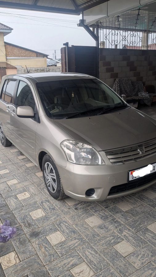 Toyota Raum
